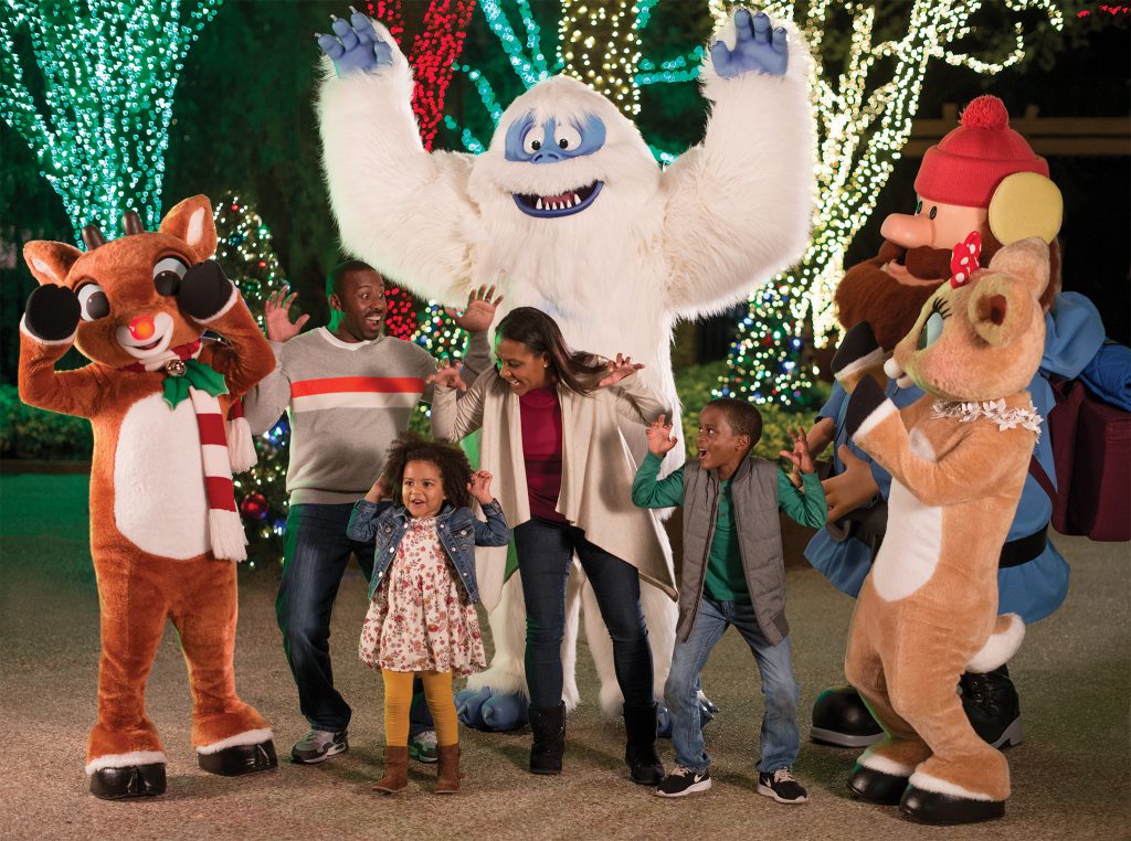 SeaWorld's Christmas celebration returns with more lights than ever before